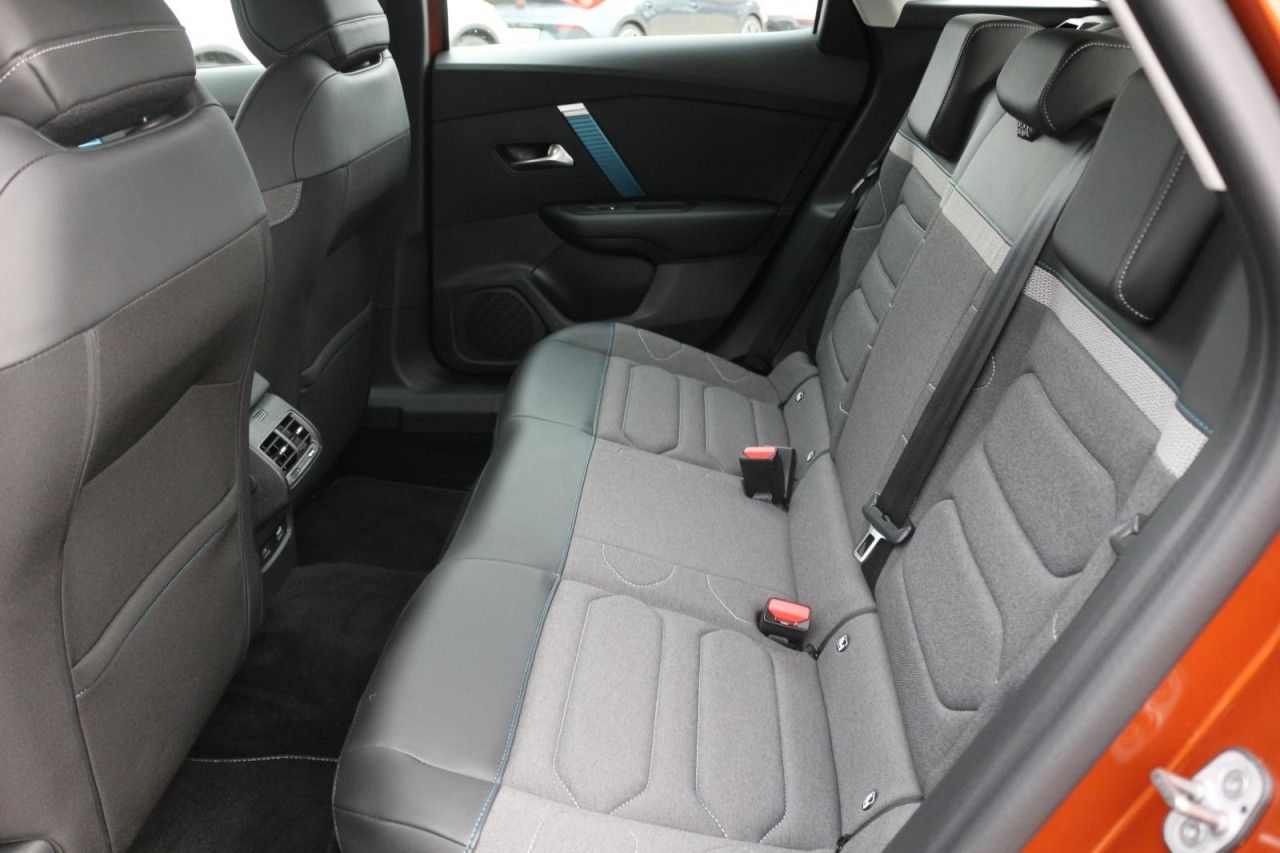 Fahrzeugabbildung Citroën C4 -e FEELPACK 136