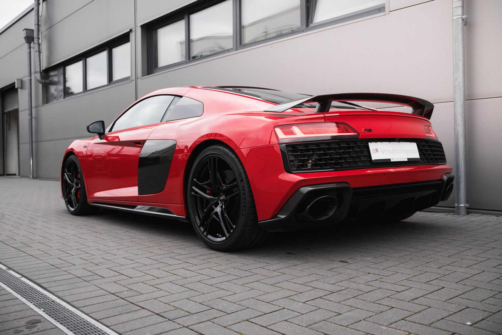 Fahrzeugabbildung Audi R8 Coupe 5.2 FSI quattro performance-TOP-Steuer!