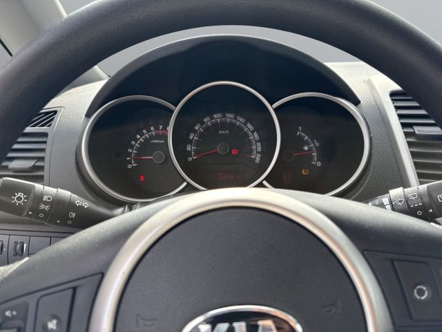 Venga Edition 7 1.4 CVVT *Freisprechanl.+Klima+B