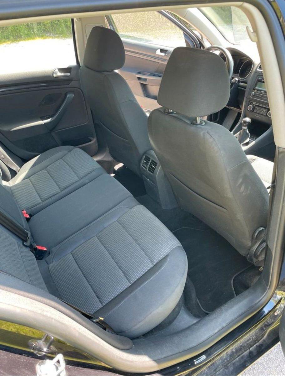 Volkswagen Golf 2010 — photo 9