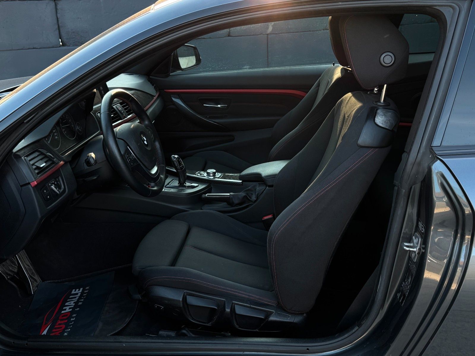 Fahrzeugabbildung BMW 420i Coupé Sport Line Carbon M-Spiegel Bi-Xenon