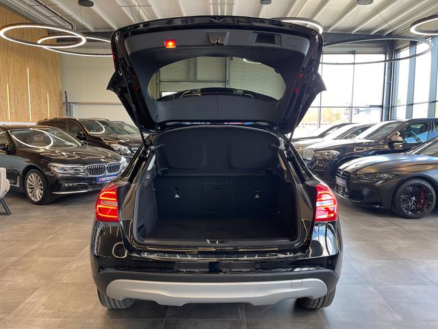 Mercedes-Benz GLA 200 7G-DCT Style *NAVI*XENON*SHZ*TEMPOMAT*