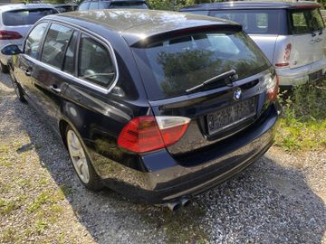 BMW 325 - 4