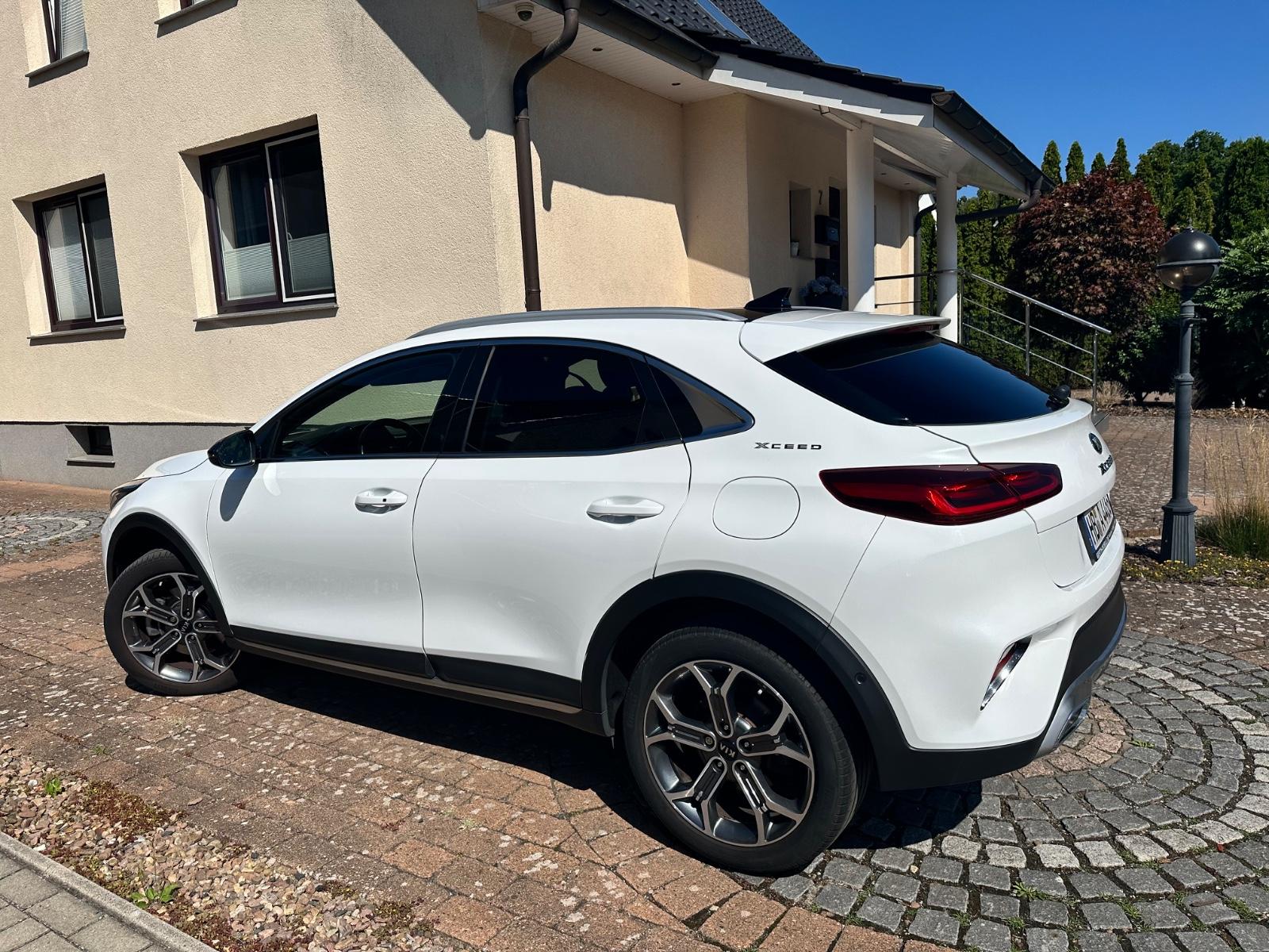 Kia *XCeed 1.6 T-GDI DCT Platinum/ Pano/Cam/Memory*