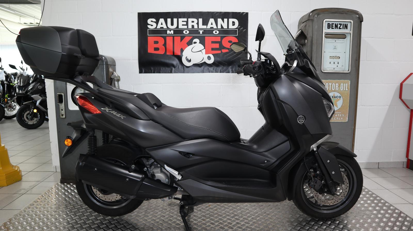 Yamaha X-Max 300