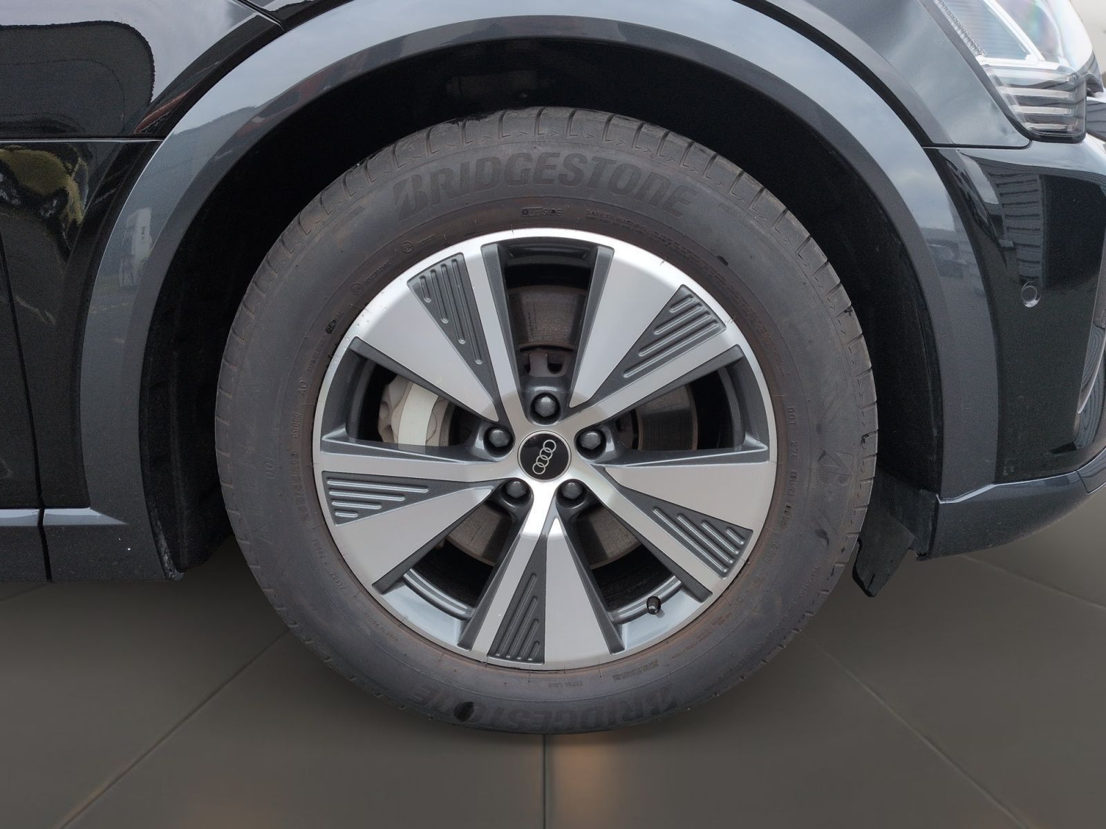 Audi Q8 e-tron - Bild 8
