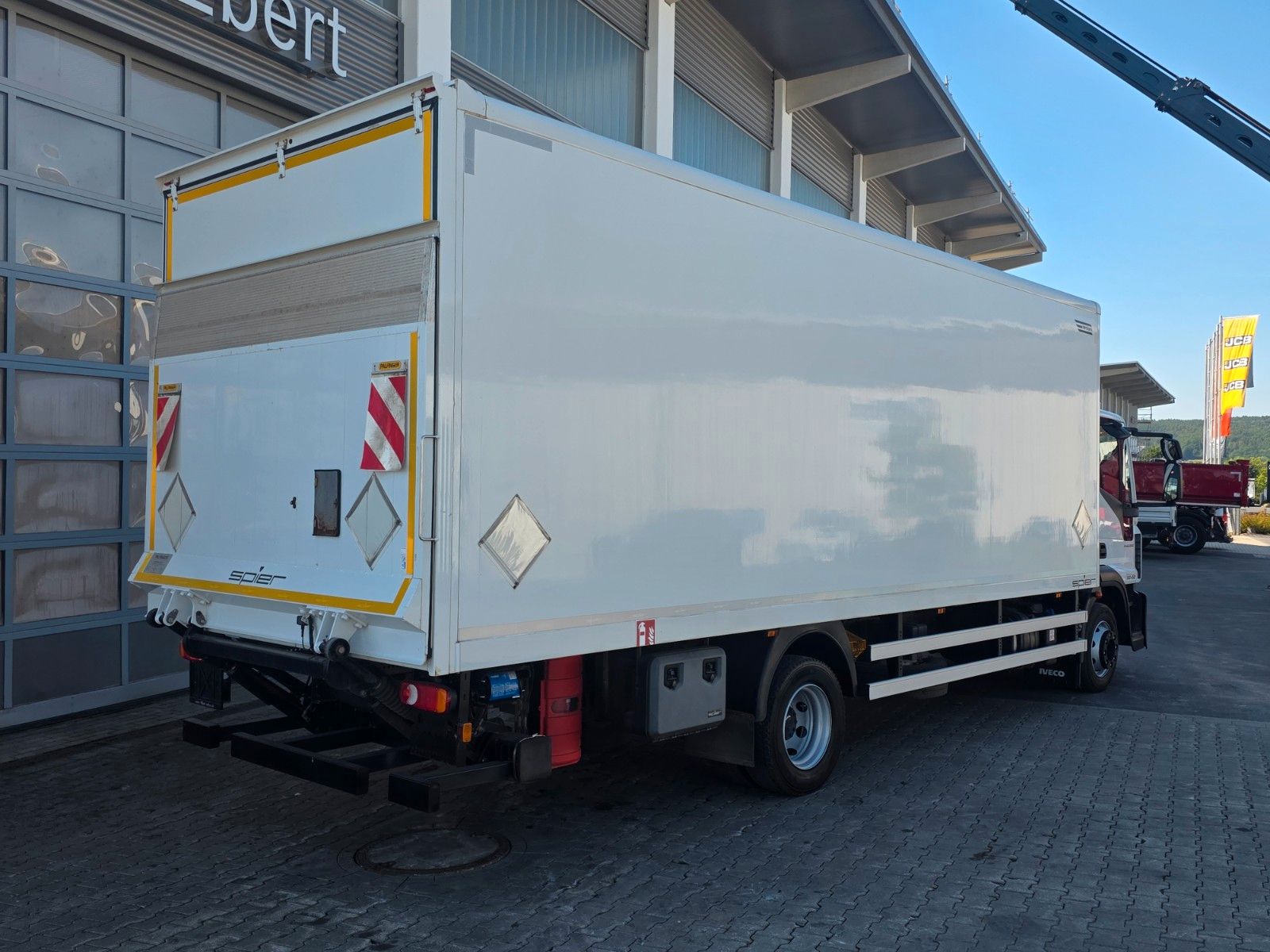Fahrzeugabbildung Iveco Eurocargo ML120E25 LBW Palfinger 1.500kg Klima