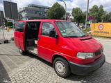 Volkswagen T4 Multivan - Volkswagen T4 Multivan: Rot