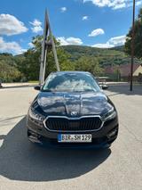 Skoda Fabia 1.0l TSI 81kW DSG TOUR TOUR - Skoda Fabia: Tour