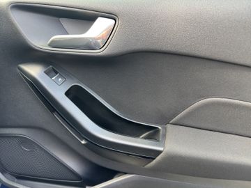 Ford Fiesta Cool & Connect, Bild 28