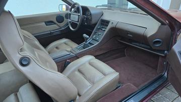 1983 Porsche 928 — миниатюра 12