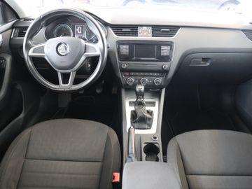Skoda Octavia COMBI EDITION XENON PDC ANHÄNGERKUPPLUNG