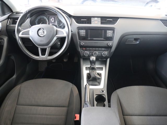Skoda Octavia COMBI EDITION XENON PDC ANHÄNGERKUPPLUNG