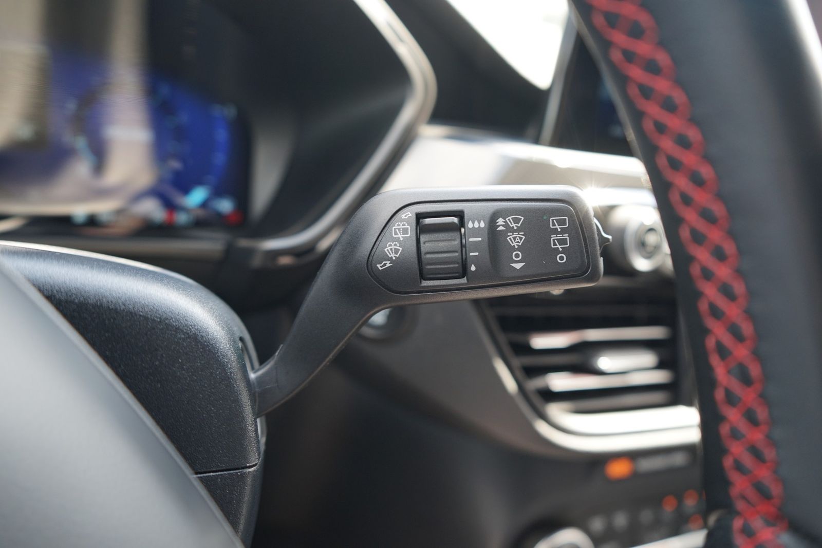 Ford Kuga 1.5 EcoBoost ST-Line LED Navi Kamera ACC foto 20