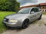 Audi A6 Quattro V6 3 Liter - Audi A6 aus 2001: Kombi