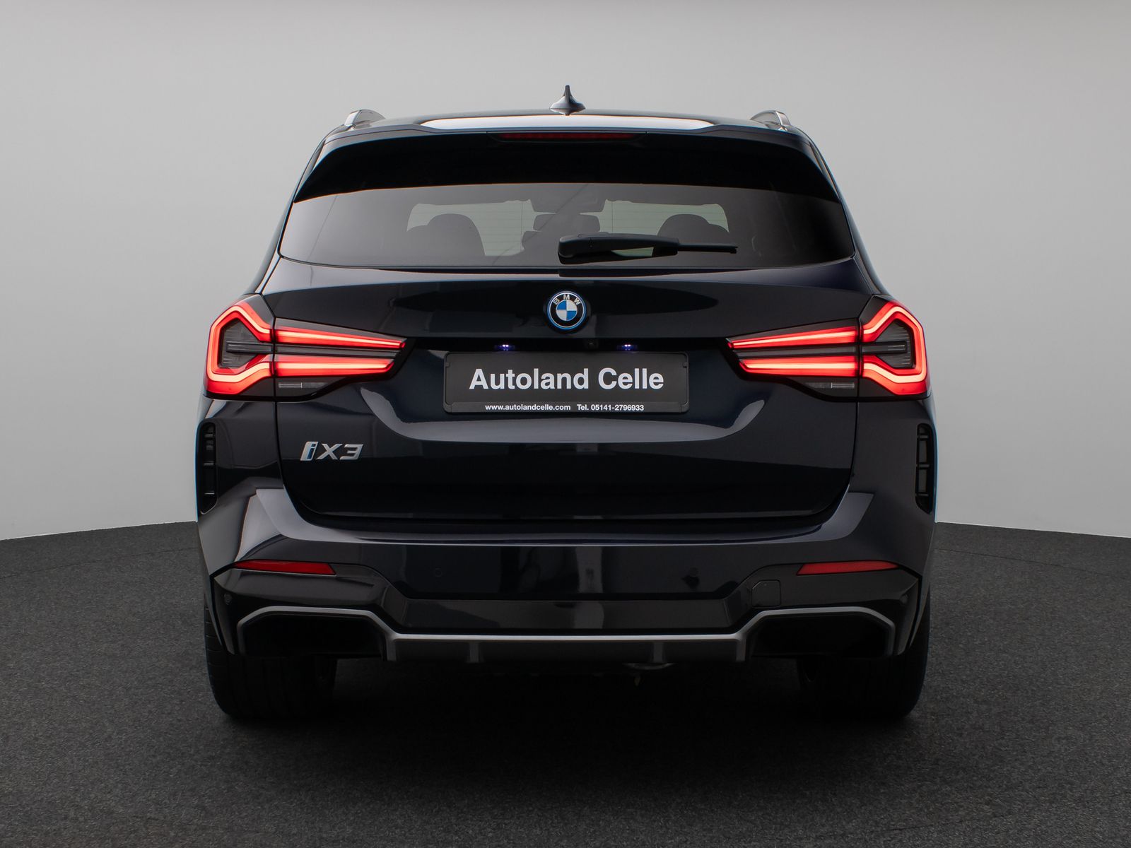 Fahrzeugabbildung BMW iX3 Impressive M Sport 360°HUD DAB H/K AHK Komfo