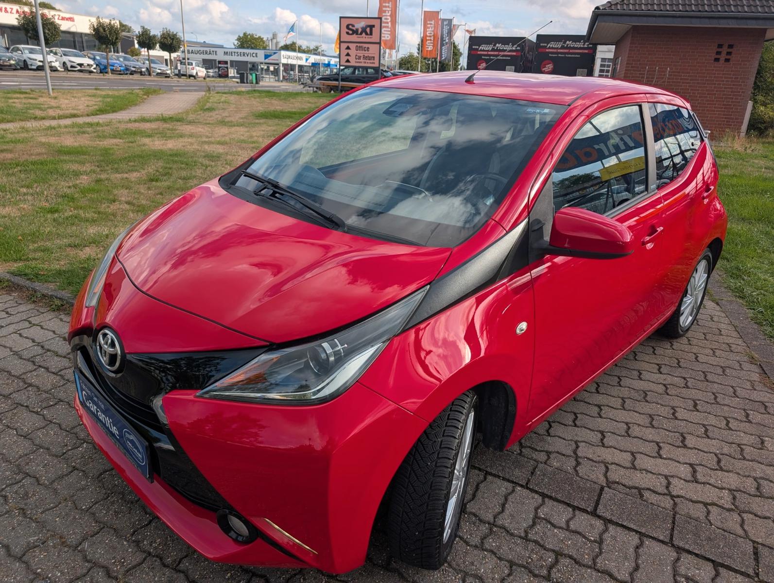 Toyota Aygo AYGO x-play Edition-S*KLIMA*KAMERA*TEMPOMAT