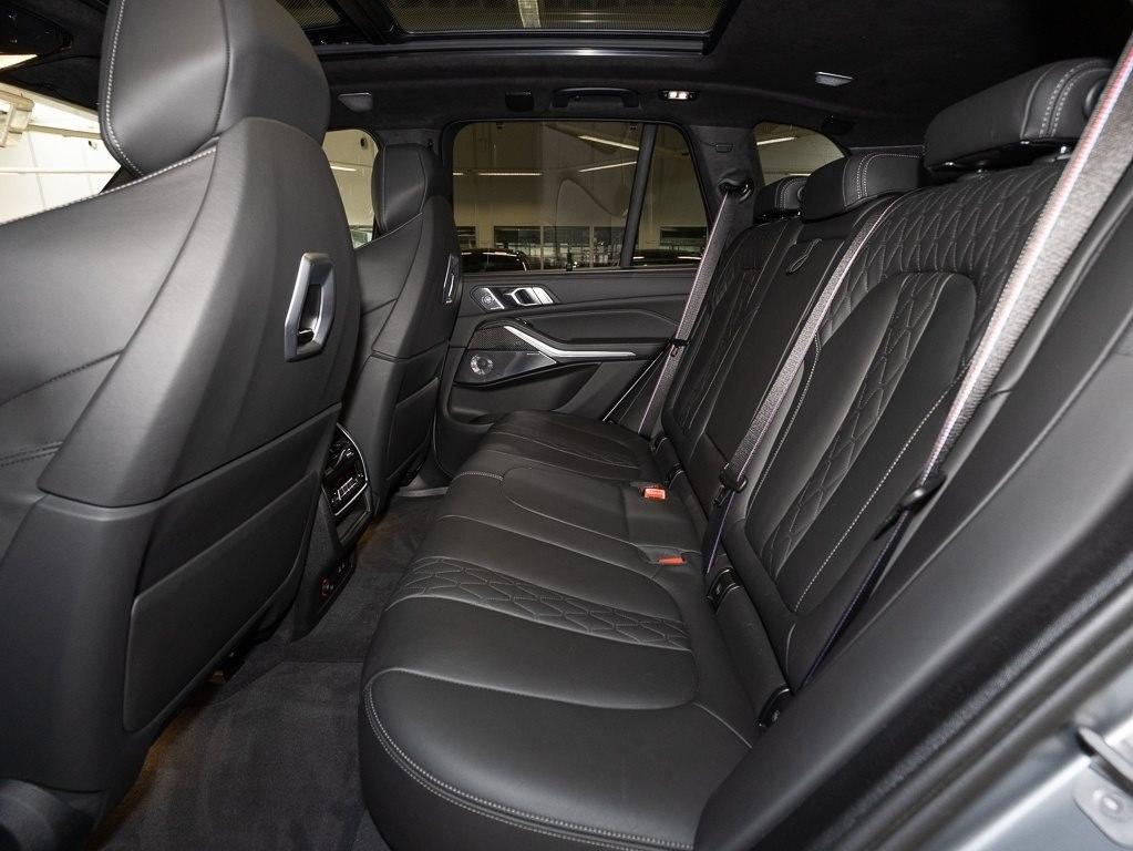 BMW X5 M60i xDrive M Sport PANO ACC AHK RFK NAVI LM