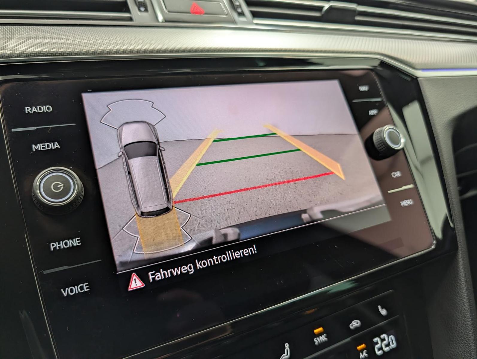 Volkswagen Passat 2.0 TDI DSG R-LINE AHZV IQ.Drive, миниатюра 21