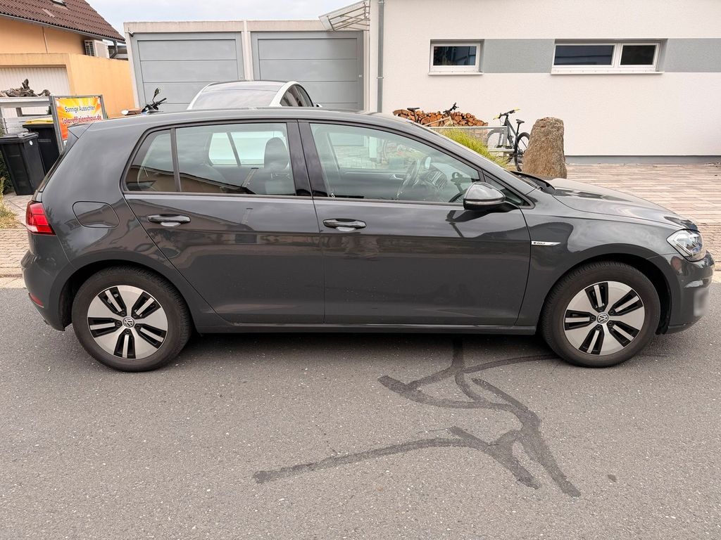 Image of Volkswagen Golf