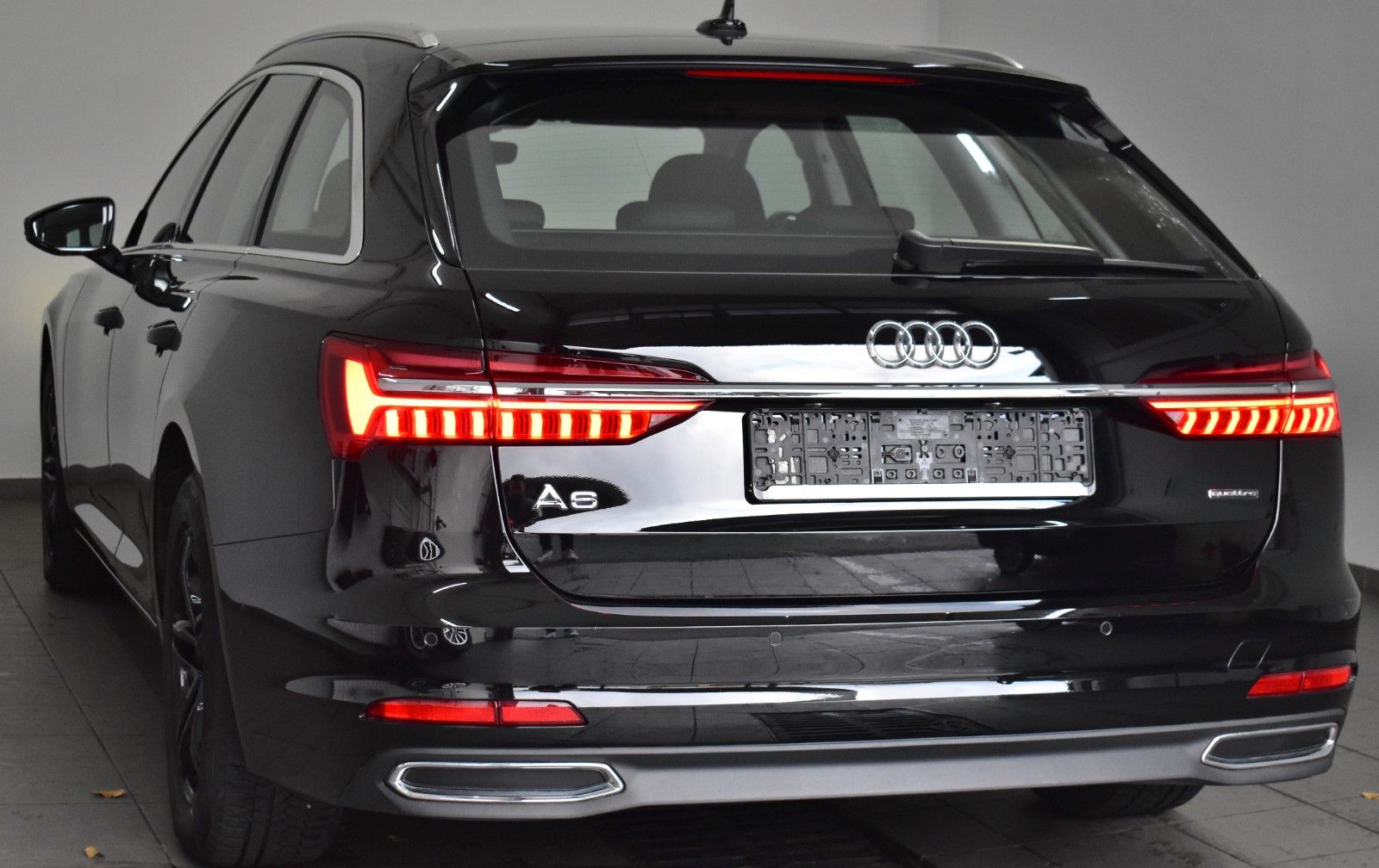 Fahrzeugabbildung Audi A6 Avant 45 TDI quattro Navi,Matrix-LED,SH,PDC