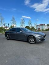 BMW F10 535i - BMW 535 aus 2011: 535i