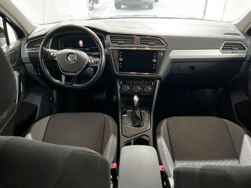 Volkswagen Tiguan - 4