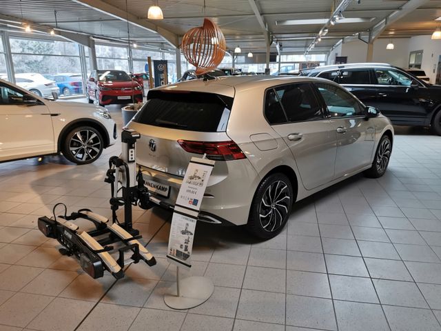Golf MOVE 2,0 l TDI*ACC*NAVI*Plus Paket*AHK*APP*