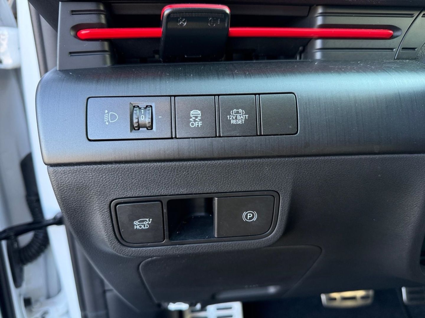 Fahrzeugabbildung Hyundai KONA Line Hybrid SX2 (MY25) HEV 1.6 GDI