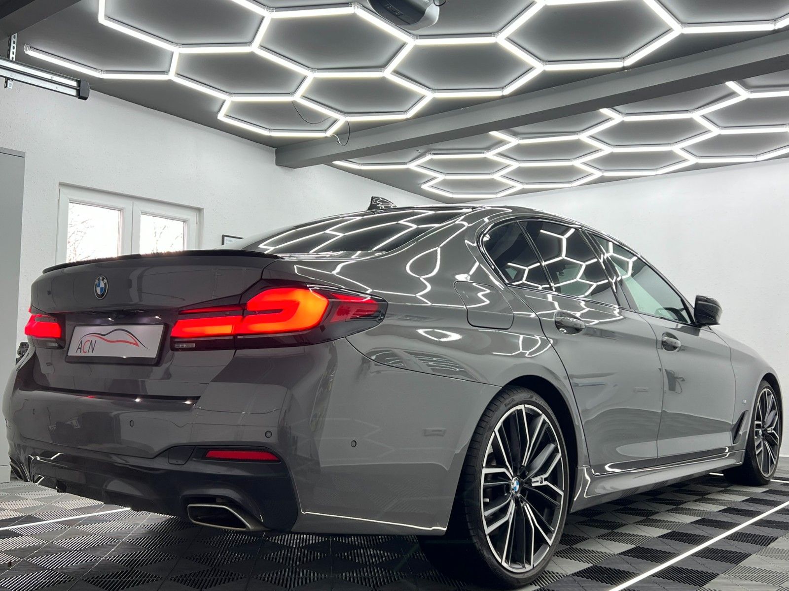 Fahrzeugabbildung BMW 530 d xDrive M SPORT/AHK/VRTL COCKPIT/eGSD/ACC