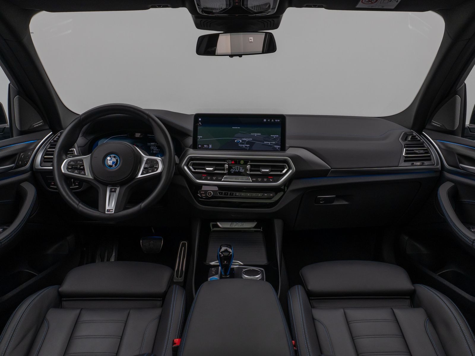 Fahrzeugabbildung BMW iX3 Impressive M Sport Panorama 360°HUD DAB H/K