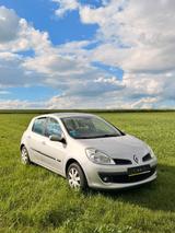 Renault Clio - gepflegt, sofort fahrbereit... - gebrauchte Renault Clio aus dem Jahr 2005