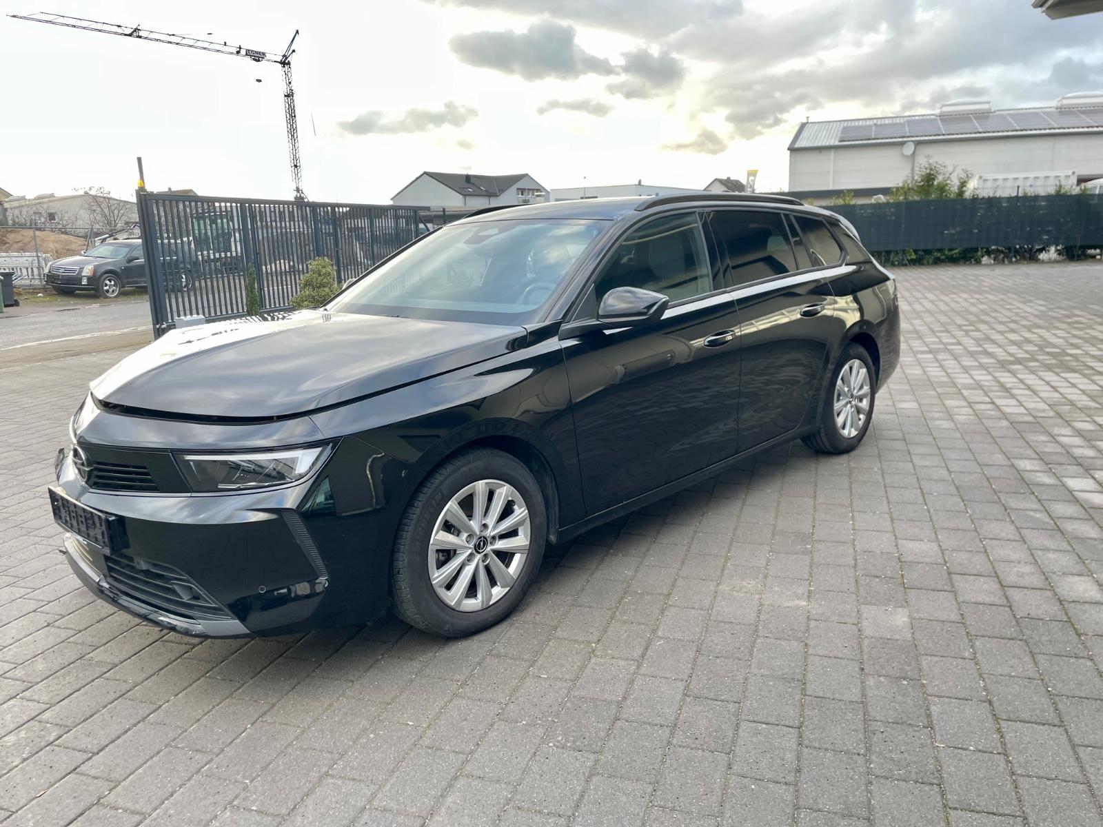 Opel Astra L Sports Tourer Edition