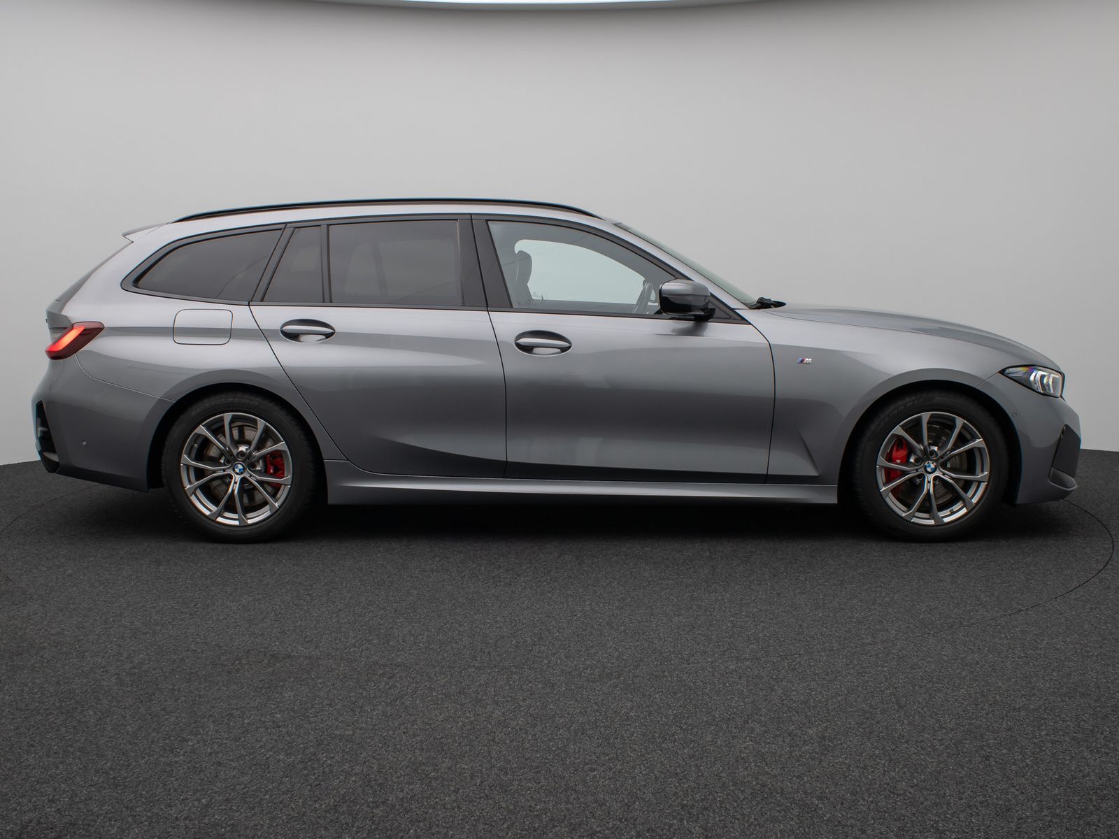 Fahrzeugabbildung BMW 330d M Sport Pro Panorama Kamera DAB H/K HUD