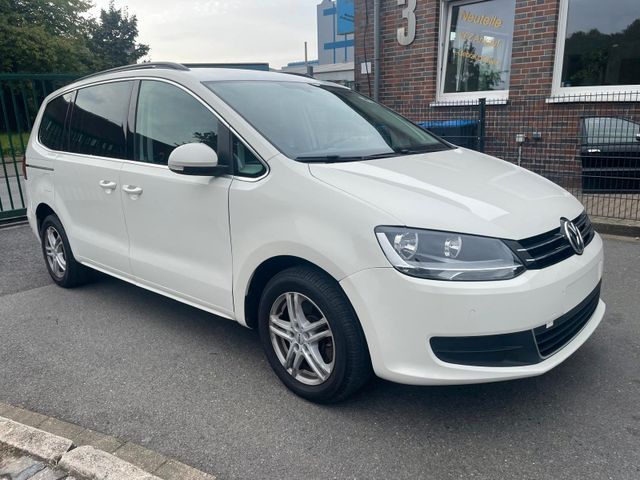 Volkswagen Sharan 2.0 TDI SCR Highline *1. Hand *SHZ *NAVI