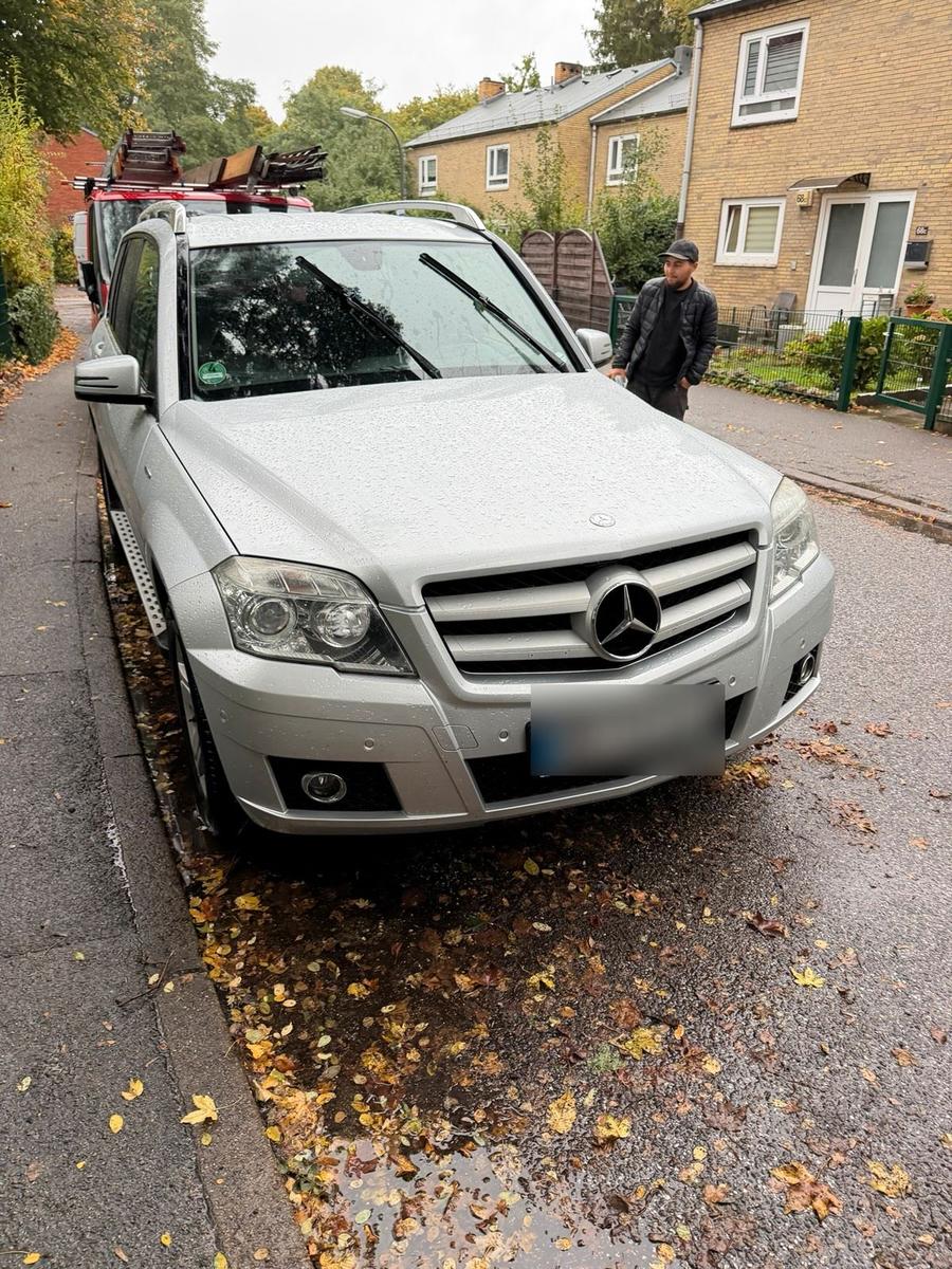 Mercedes-Benz GLK220 2009 — rear view