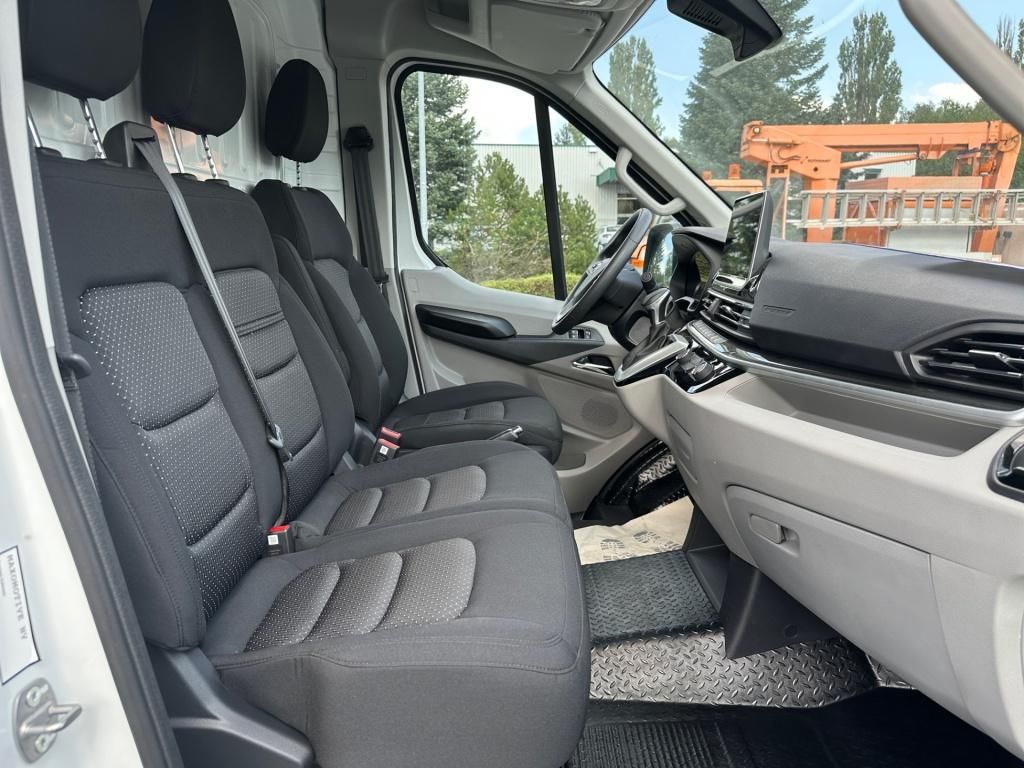 Fahrzeugabbildung Maxus eDeliver9 Panel Van L3H3 MJ22 89kWh *SpurW*PDC