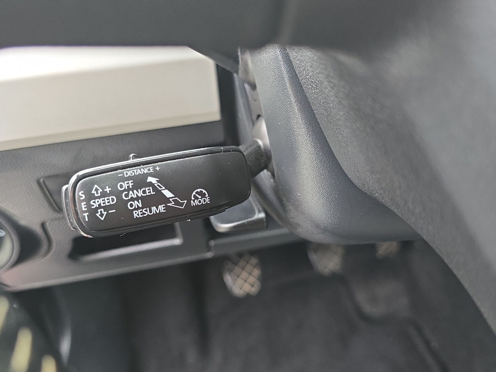 Fahrzeugabbildung SEAT Arona Xcellence*Navigationssystem AHK PDC SiTZHE