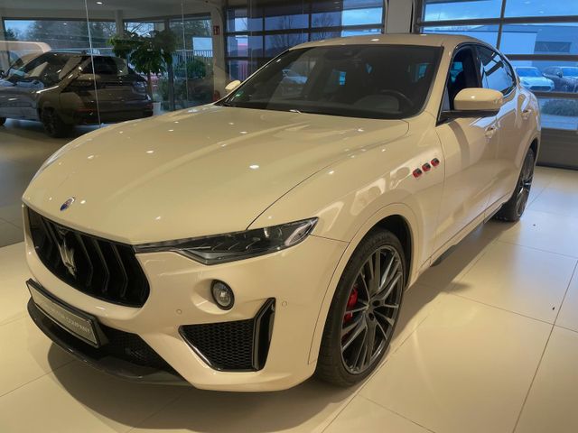 Maserati Levante Trofeo/Bianco Avorio