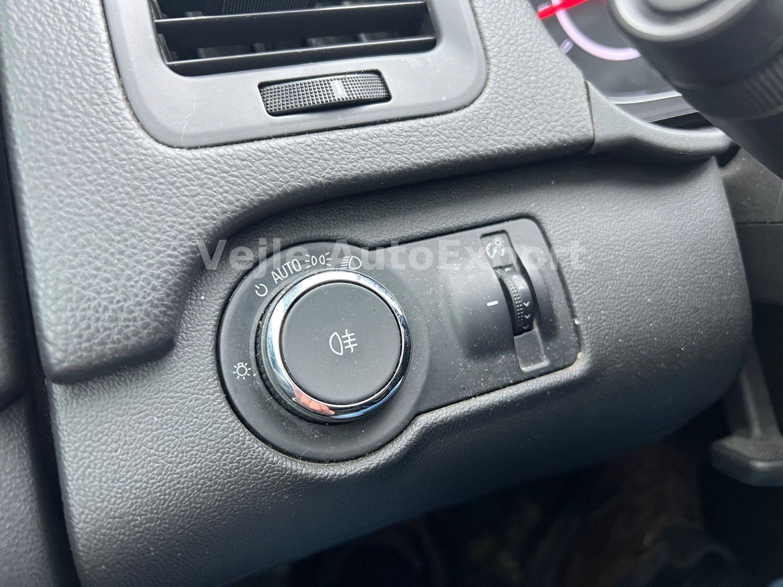 Opel Insignia 2015 — photo 23