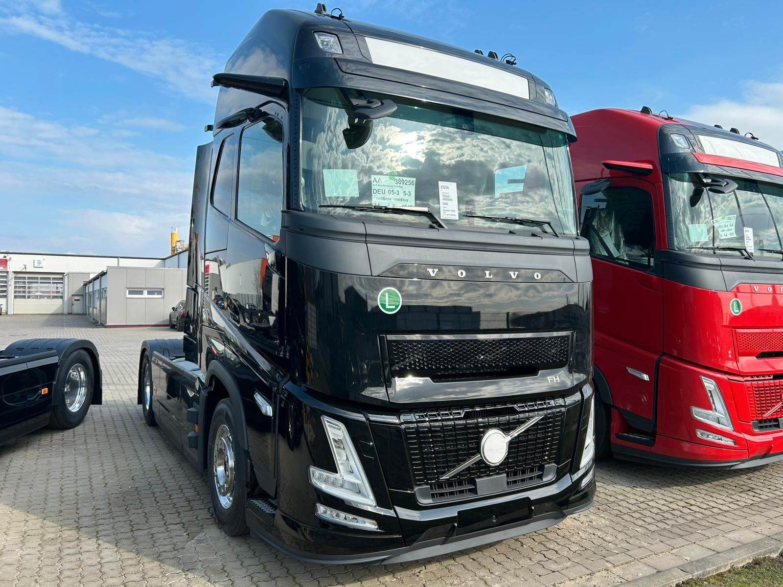 Volvo FH460 4x2T Nebenantrieb (verschiedenen Farben)