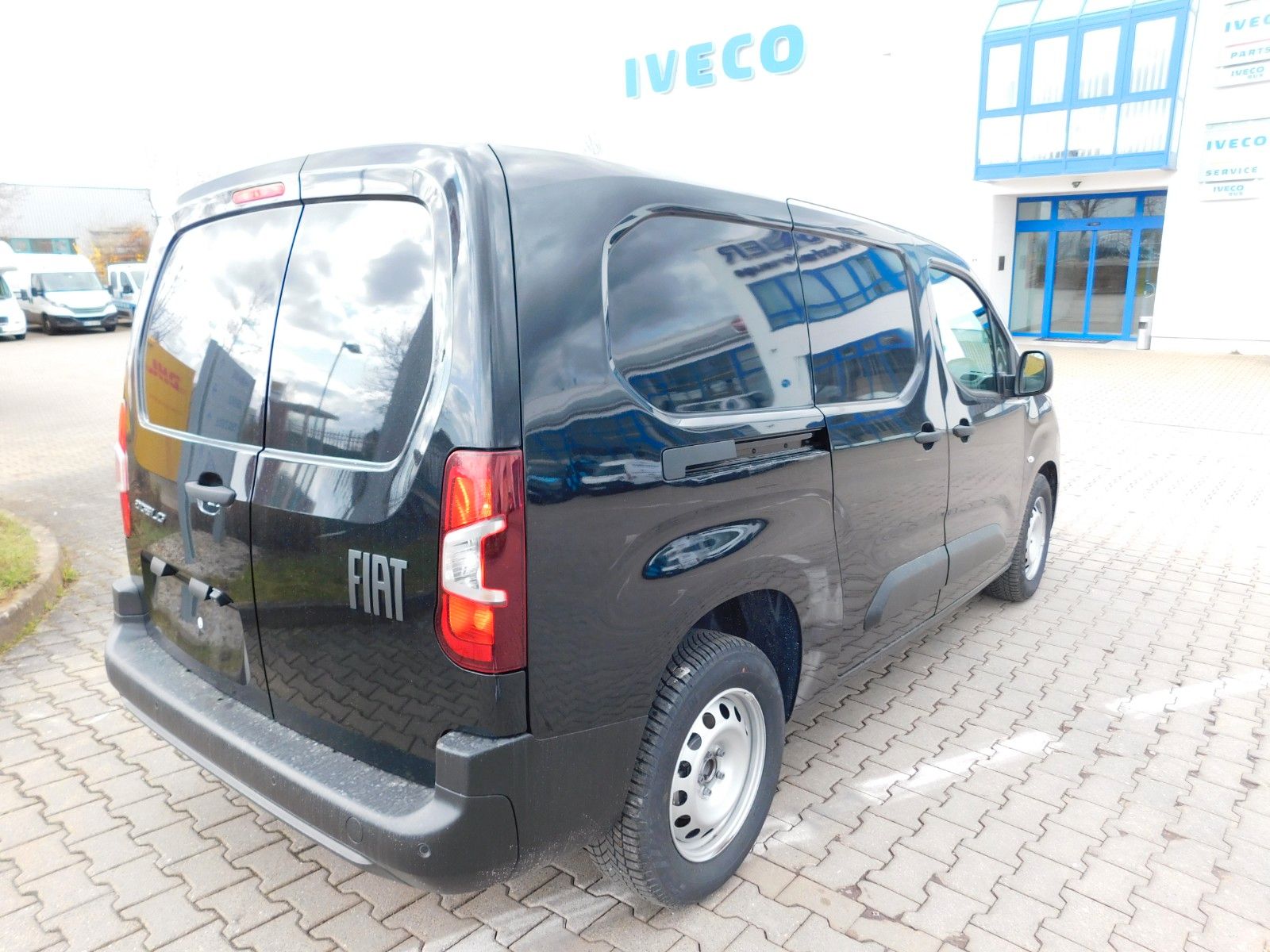 Fahrzeugabbildung Fiat Doblò KaWa XL 130 PS Diesel Laderaumpaket