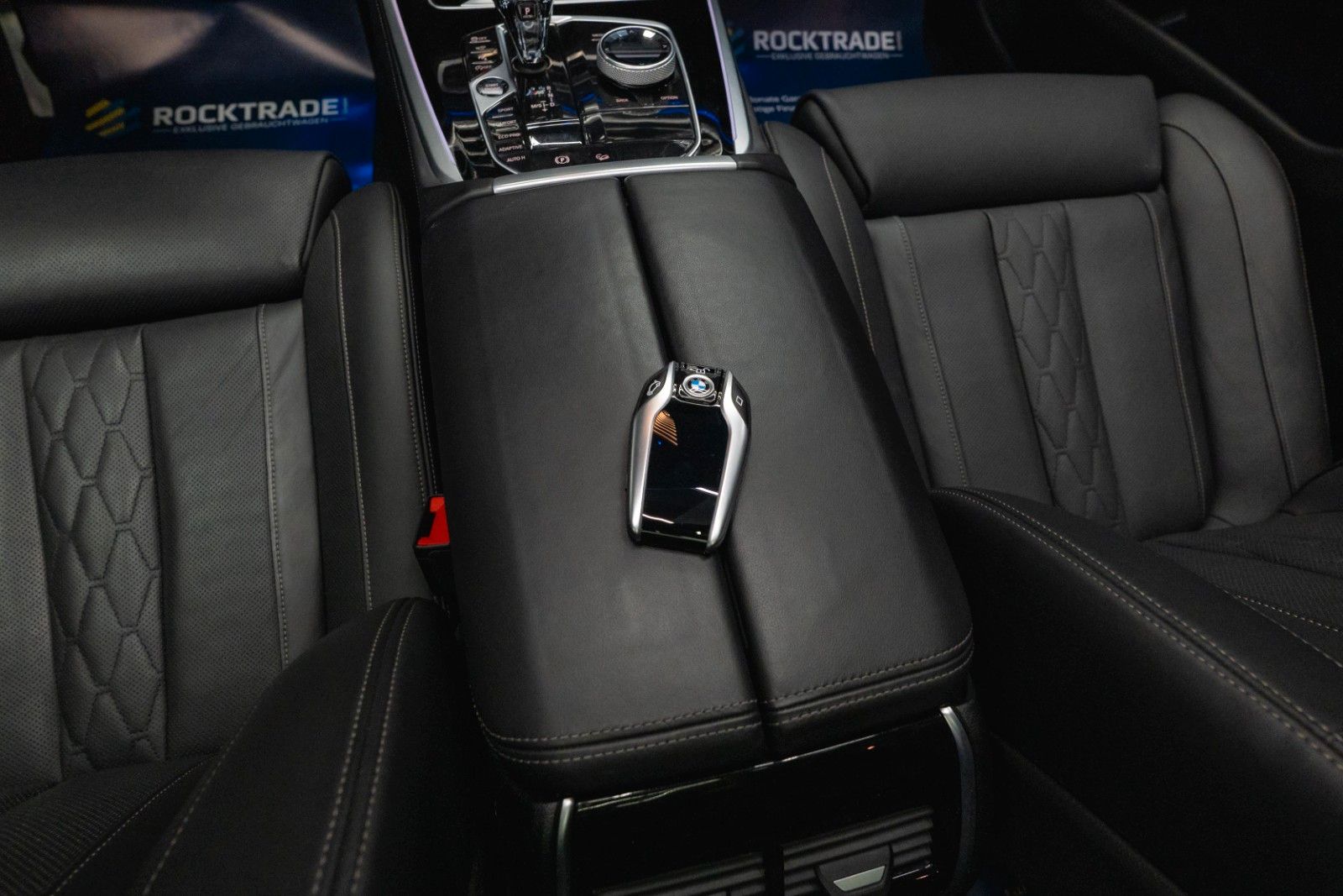 Fahrzeugabbildung BMW X5 M50i Shadow Line | ACC | Pano | Laser | Sky
