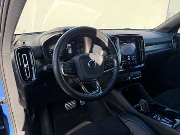 Volvo XC40 - 11