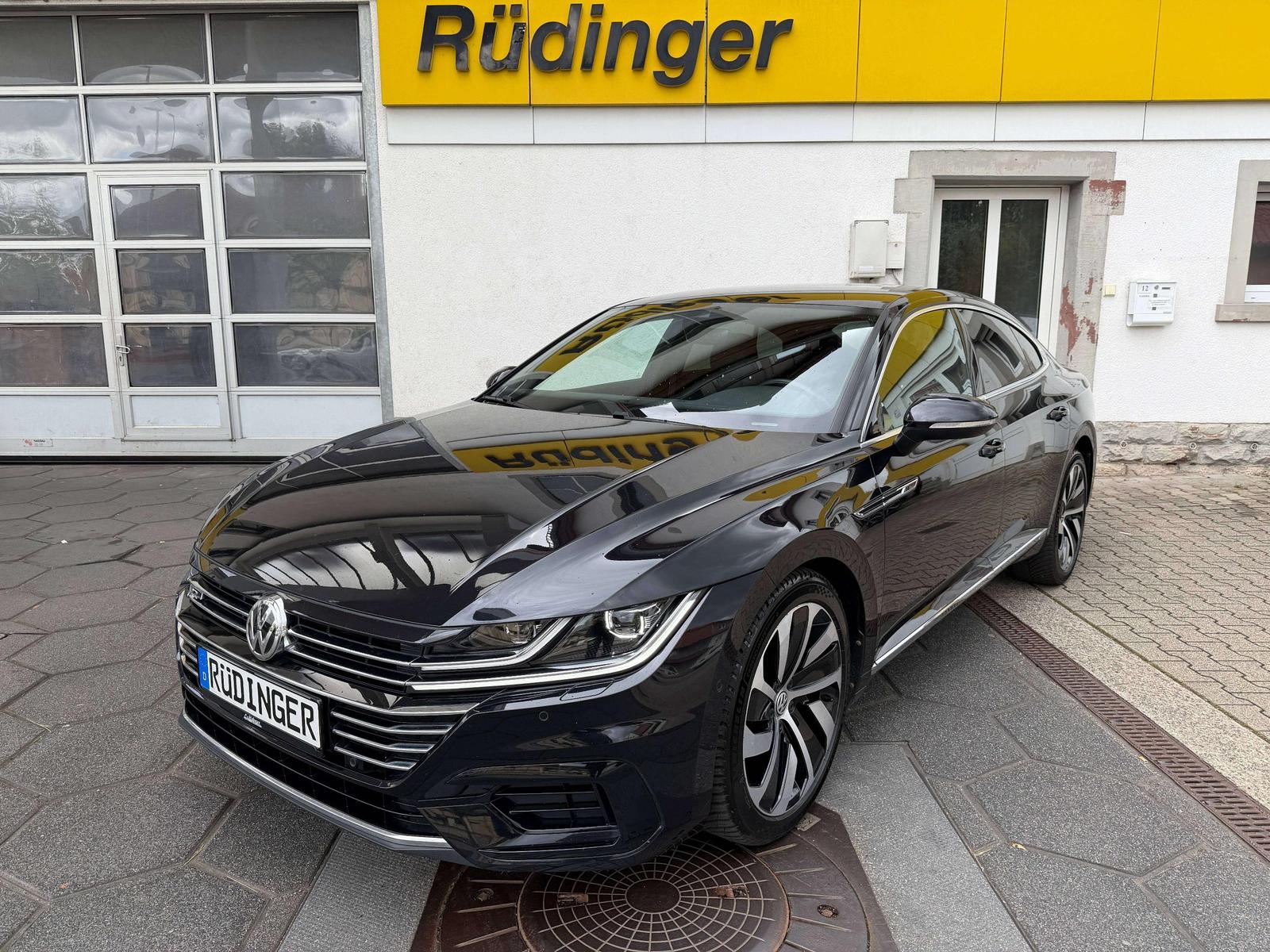 Volkswagen Arteon R-Line *VIRTUAL COCKPIT* ACC LEDER KEYLES