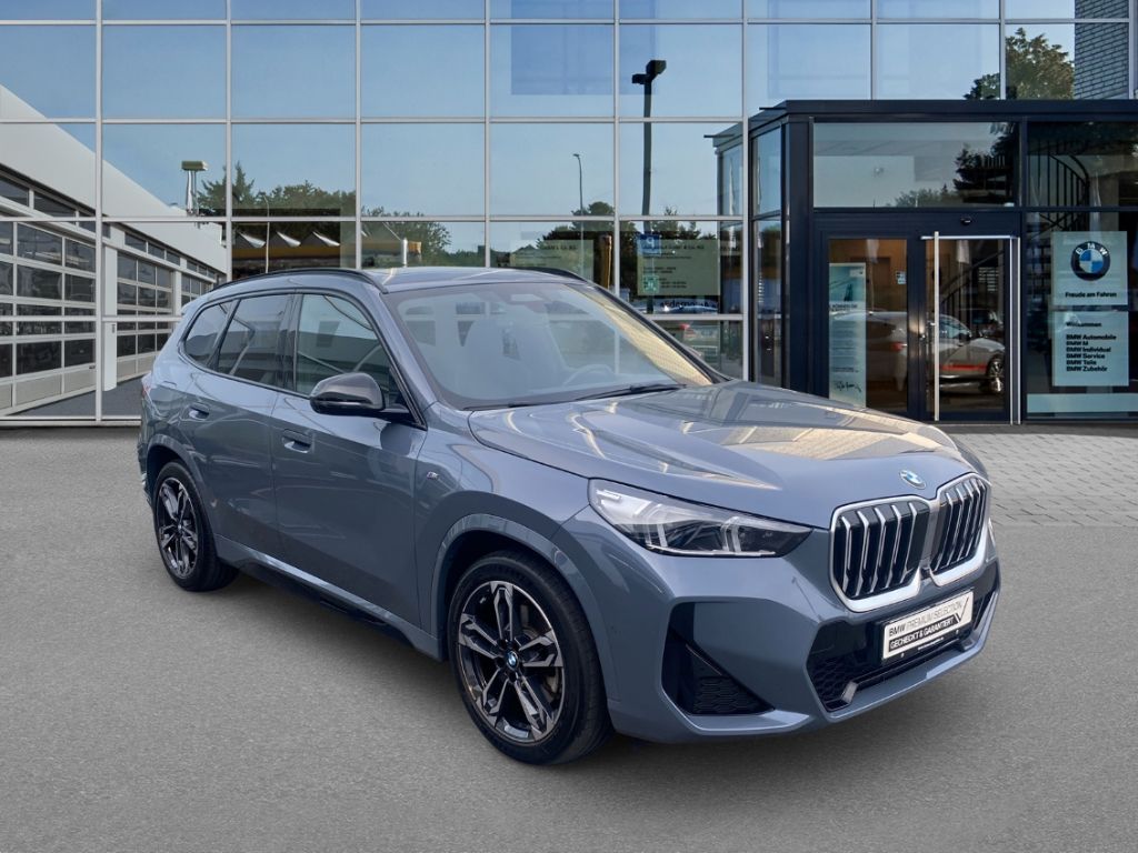 BMW X1 xDrive23i Pano HarmanKardon Sitzhg. LED.Schei foto 5