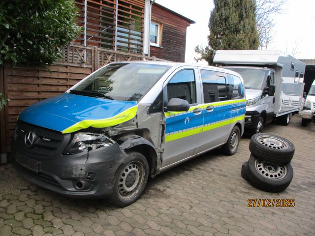 Mercedes-Benz Vito 116 CDI 4MATIC 4X4 Tourer Aut. PRO