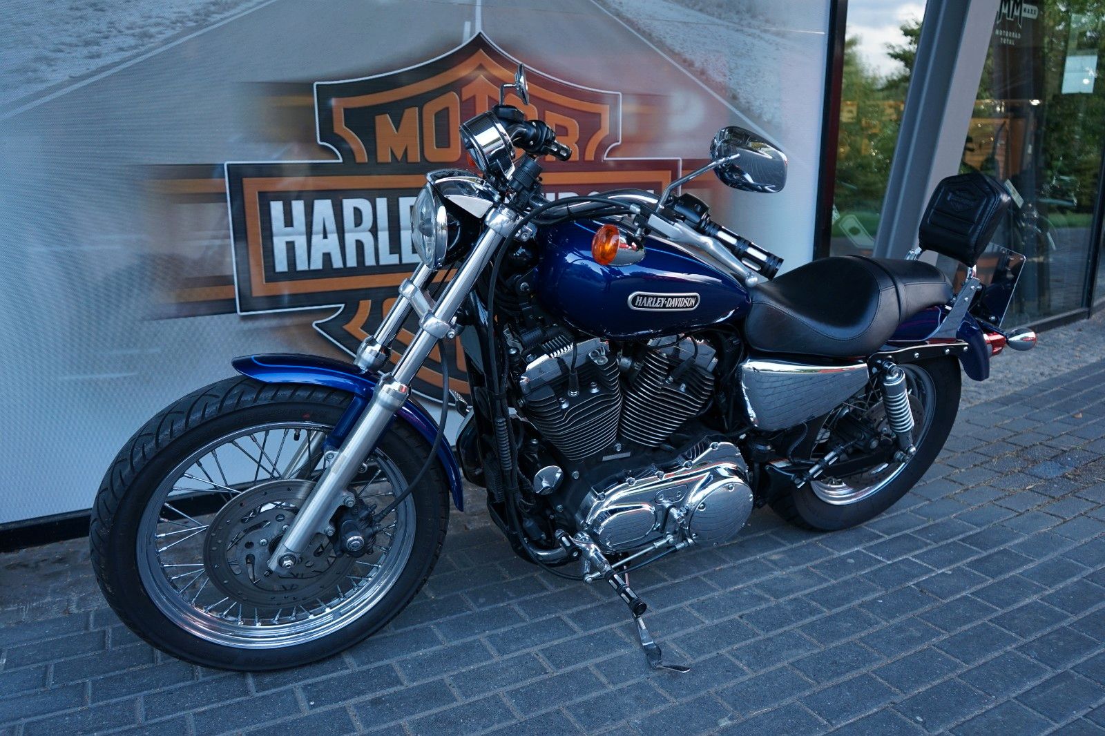 Fahrzeugabbildung Harley-Davidson Sportster XL 1200 Low mit Miller Auspuff