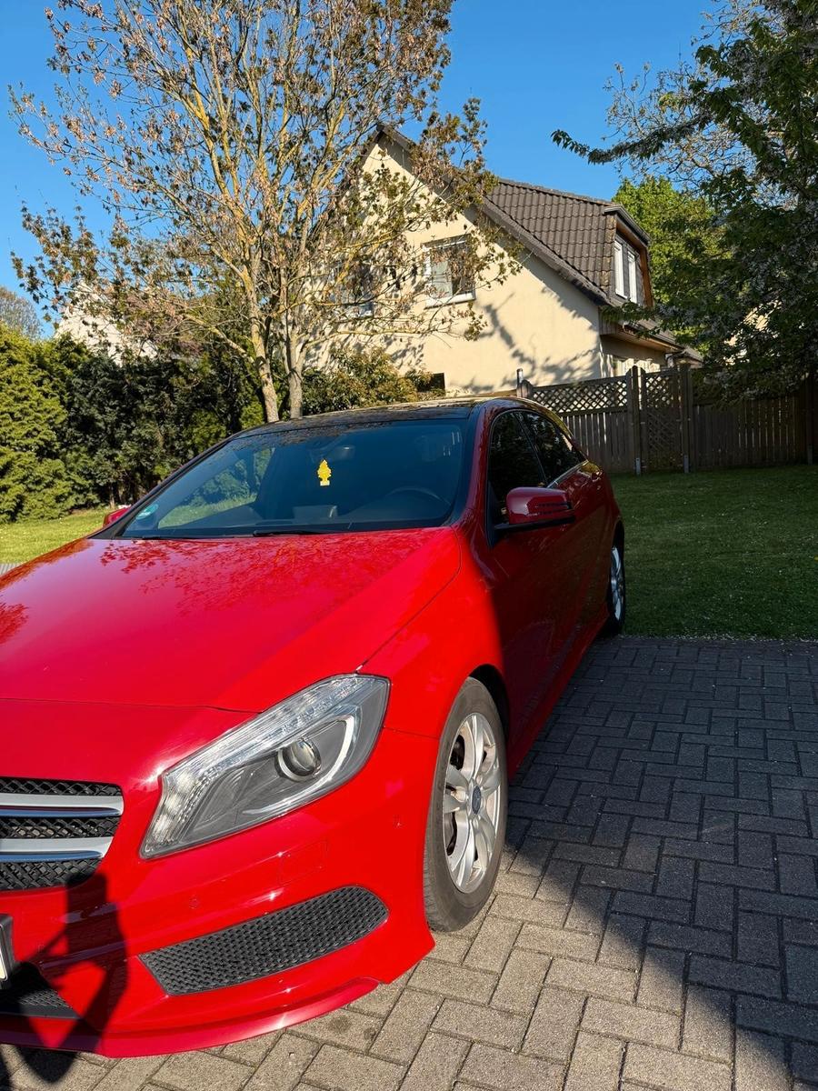 Mercedes-Benz A 180  AMG LIne HU NEU