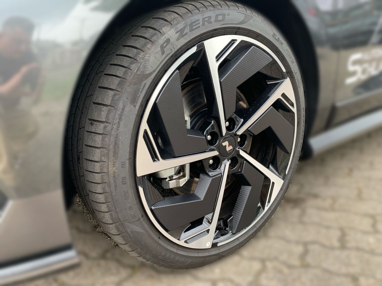 Fahrzeugabbildung Hyundai IONIQ 6 N Line Elektro 84 kWh